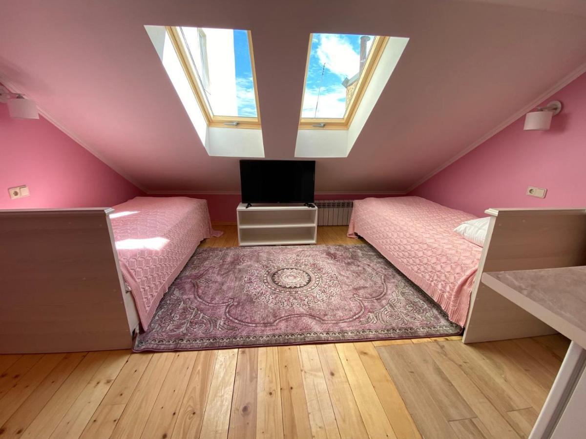 Appartamento Аpartment For Lady Černivci Esterno foto