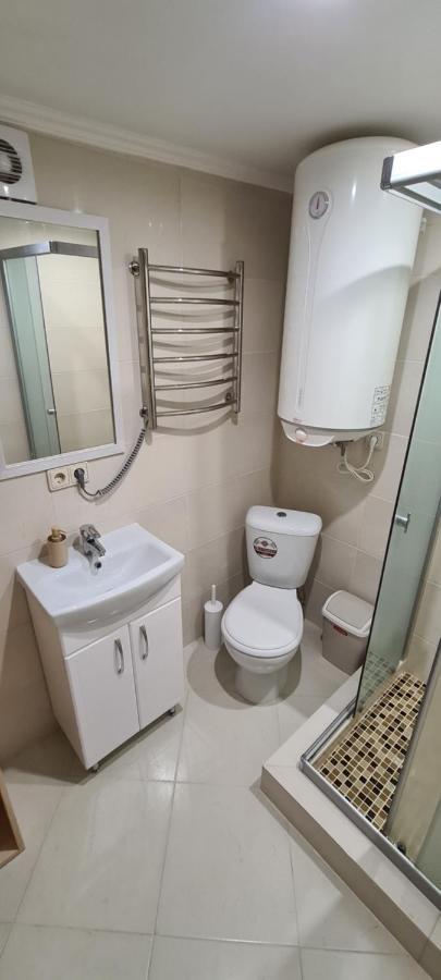 Appartamento Аpartment For Lady Černivci Esterno foto