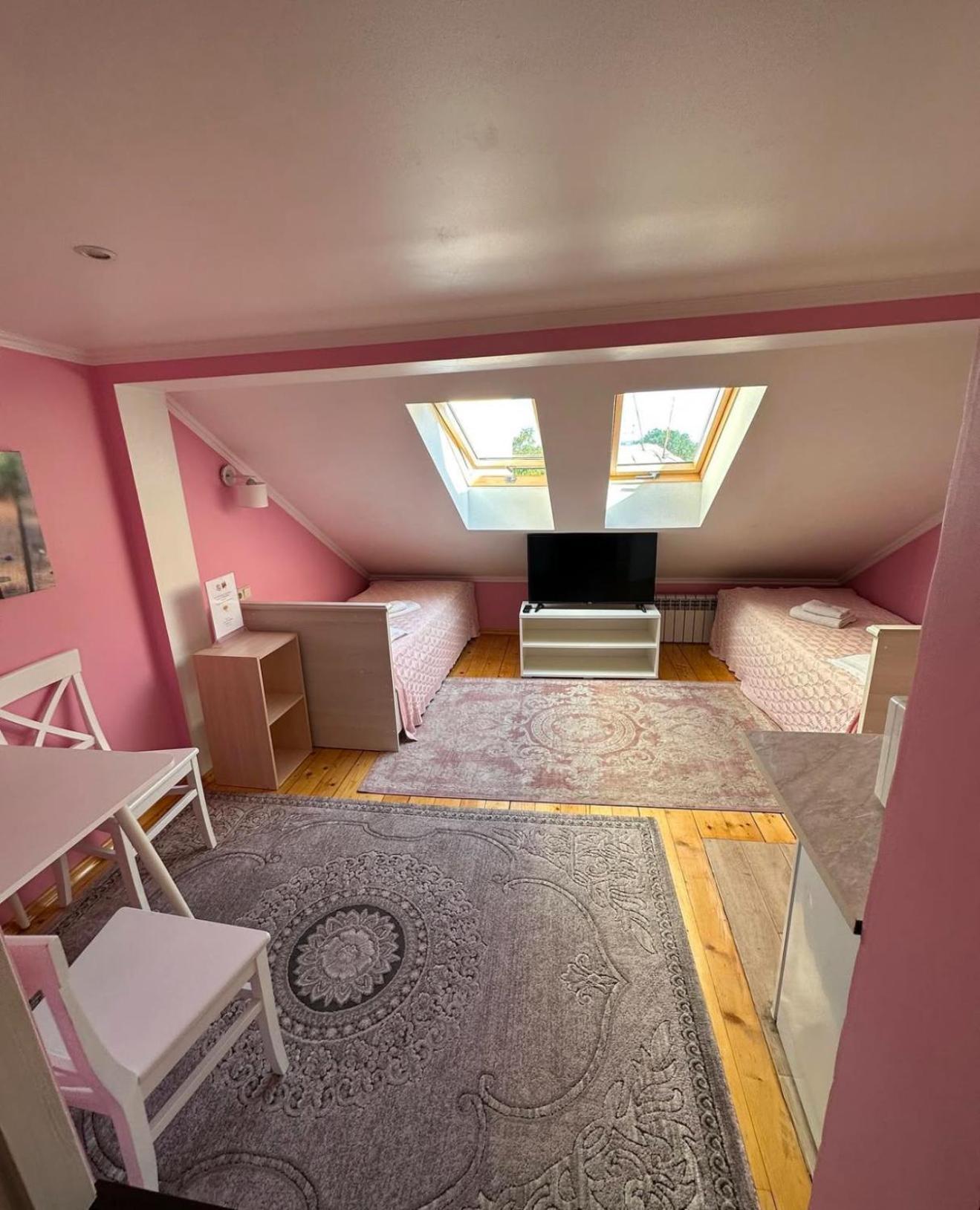 Appartamento Аpartment For Lady Černivci Esterno foto